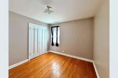 10806 S Whipple Street, Chicago, IL 60655 - Photo 9