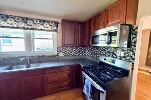 10806 S Whipple St, Chicago, IL 60655 - Photo 7