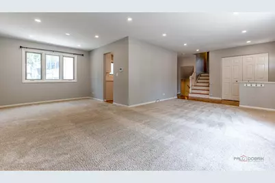 45 Monterey Drive, Vernon Hills, IL 60061 - Photo 15