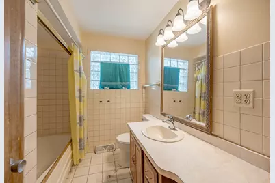 14446 Minerva Avenue, Dolton, IL 60419 - Photo 9