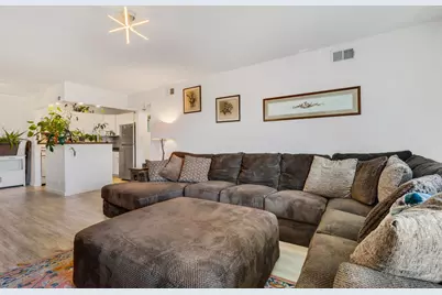 9820 S Pulaski Road #315, Oak Lawn, IL 60453 - Photo 7