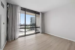 860 W Blackhawk St, Chicago, IL 60642 - Photo 19