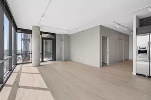 860 W Blackhawk St, Chicago, IL 60642 - Photo 13