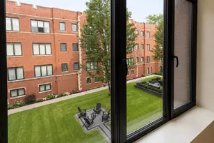 1333 W Estes Ave, Chicago, IL 60626 - Photo 7