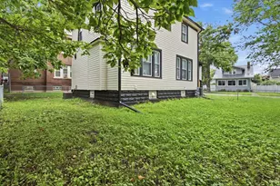 387 S Evergreen Ave, Kankakee, IL 60901 - Photo 33