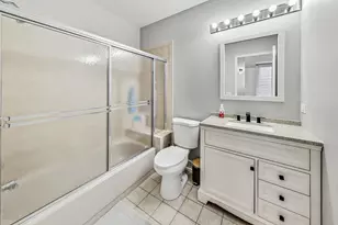 1002 Arbor Ct, Mount Prospect, IL 60056 - Photo 19