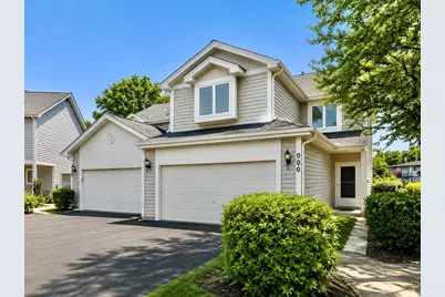 900 Ashley Court, Westmont, IL 60559 - Photo 1