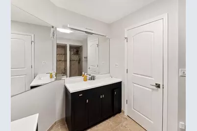 900 Ashley Court, Westmont, IL 60559 - Photo 19