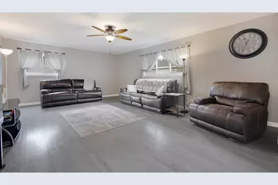 1406 Glen Hill Drive, Glendale Heights, IL 60139 - Photo 3