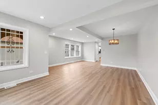 1653 W 92nd St, Chicago, IL 60620 - Photo 5