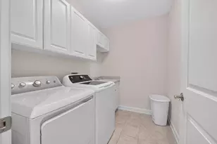 50 N Plum Grove Rd, Palatine, IL 60067 - Photo 19
