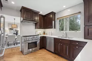 11515 Burr Oak Ln, Burr Ridge, IL 60527 - Photo 13