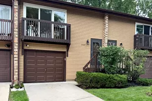 328 Ottawa Dr, Bolingbrook, IL 60440 - Photo 1