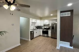 328 Ottawa Dr, Bolingbrook, IL 60440 - Photo 5
