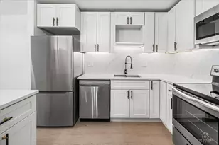 [Address not provided], Lisle, IL 60532 - Photo 17