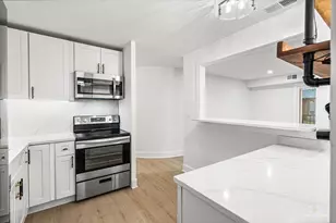 [Address not provided], Lisle, IL 60532 - Photo 19