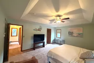 285 E Montrose Ave, Wood Dale, IL 60191 - Photo 5