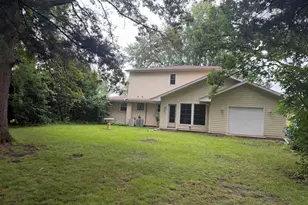 285 E Montrose Ave, Wood Dale, IL 60191 - Photo 3