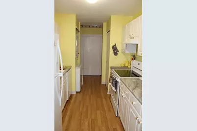 2929 Sunnyside Drive #131B, Rockford, IL 61114 - Photo 15