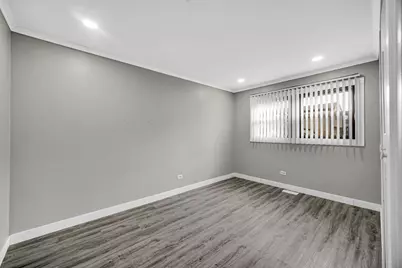 915 Wampum Court, Carol Stream, IL 60188 - Photo 13