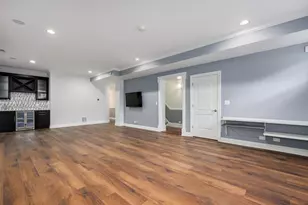 3713 N Ashland Ave, Chicago, IL 60613 - Photo 15