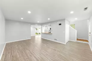 1010 Symphony Dr, Aurora, IL 60504 - Photo 11