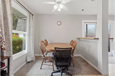 1784 Queensbury Circle #5714, Hoffman Estates, IL 60169 - Photo 9