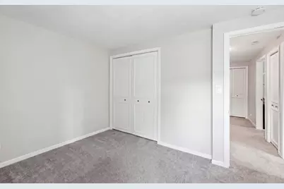 1784 Queensbury Circle #5714, Hoffman Estates, IL 60169 - Photo 25