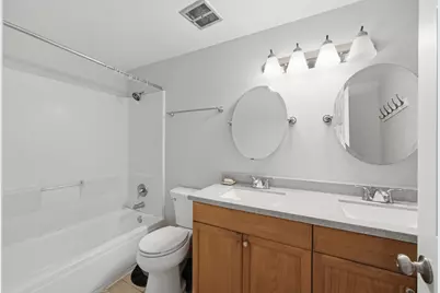 1784 Queensbury Circle #5714, Hoffman Estates, IL 60169 - Photo 21