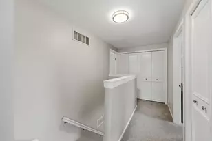 1784 Queensbury Cir, Hoffman Estates, IL 60169 - Photo 23