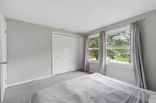 1784 Queensbury Cir, Hoffman Estates, IL 60169 - Photo 19