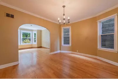 1932 W Touhy Avenue #1, Chicago, IL 60626 - Photo 5