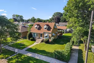 5800 Crain St, Morton Grove, IL 60053 - Photo 3