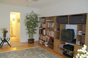 426 W Barry Ave, Chicago, IL 60657 - Photo 5