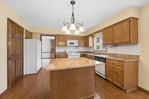 95 Winter Hill Cir, Montgomery, IL 60538 - Photo 9