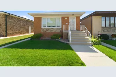 11607 S Avenue J, Chicago, IL 60617 - Photo 1