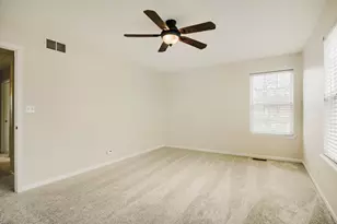 17426 Jordan Ln, Lockport, IL 60441 - Photo 13