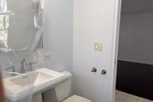 5700 W Montrose Ave, Chicago, IL 60634 - Photo 23