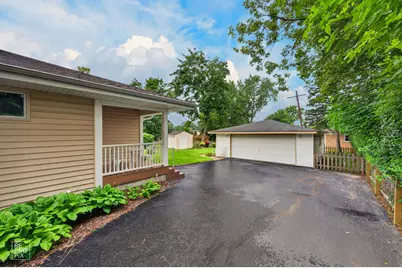 606 Banbury Court, Roselle, IL 60172 - Photo 23