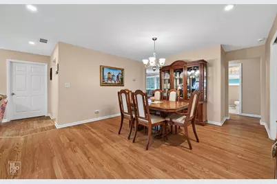606 Banbury Court, Roselle, IL 60172 - Photo 9
