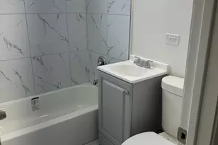 16612 Oxford Dr, Markham, IL 60428 - Photo 5