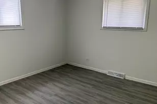 16612 Oxford Dr, Markham, IL 60428 - Photo 9