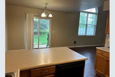 538 Mallard Lane #B, Sugar Grove, IL 60554 - Photo 5
