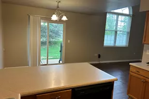 538 Mallard Ln, Sugar Grove, IL 60554 - Photo 5