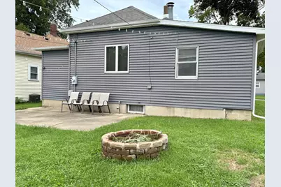 906 Van Buren Street, Streator, IL 61364 - Photo 17