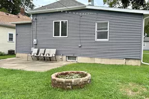 906 Van Buren St, Streator, IL 61364 - Photo 17