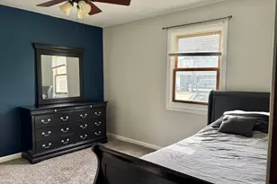 906 Van Buren St, Streator, IL 61364 - Photo 11