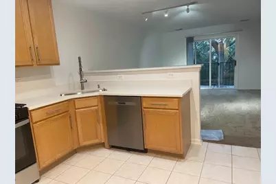 2379 Chelsea Road #6-E4, Northbrook, IL 60062 - Photo 9