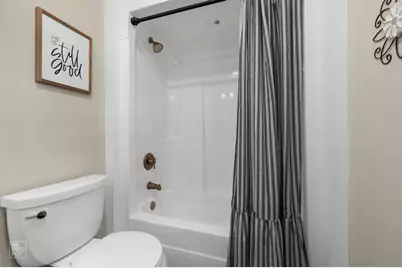 605 Banbury Court, Roselle, IL 60172 - Photo 23
