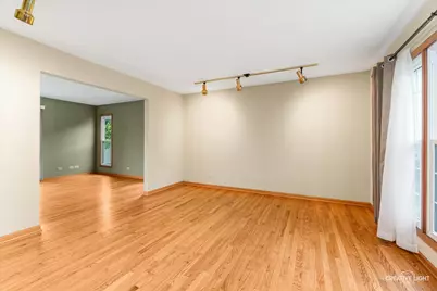 920 Fairfax Court, Elgin, IL 60120 - Photo 3